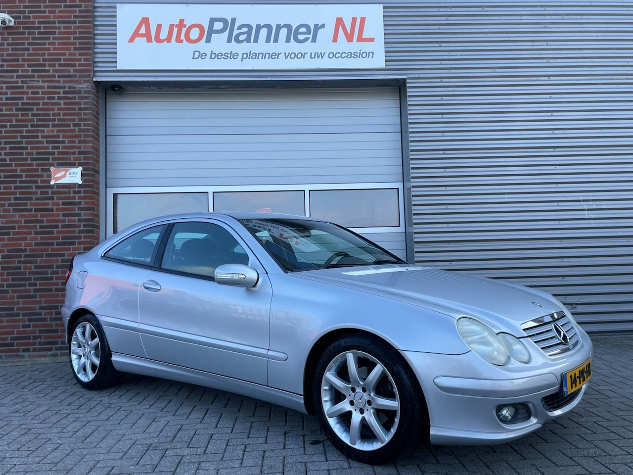 Mercedes-Benz C-klasse Sportcoupé - 180 Kompressor! 1e Eigen.! - AutoWereld.nl