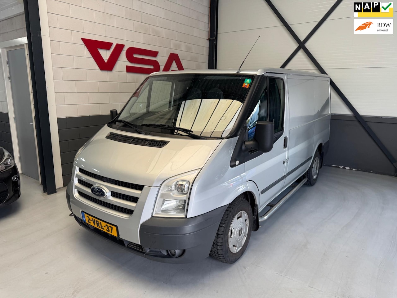 Ford Transit - 260S 2.2 TDCI Limited Edition 260S 2.2 TDCI Limited Edition, 3Persoons, zeer lux, cruise, Navi, vooruitvw - AutoWereld.nl