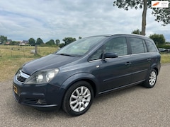 Opel Zafira - 1.8 Executive, 7-Persoons Nieuwstaat