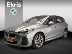 BMW 2-serie Active Tourer - 230e xDrive | M-Sportpakket | LED | Navigatie | Sportstoelen | Keyles go | Shadow line | D