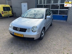 Volkswagen Polo - 1.4-16V Athene|CLIMA|AUT|CRUISE|NAP|APK