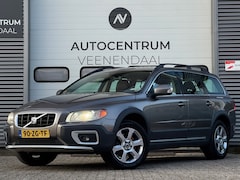 Volvo XC70 - 2.4 D5 Summum 5-CILINDER 185 PK AUT TREKHAAK/LEDER/XENON