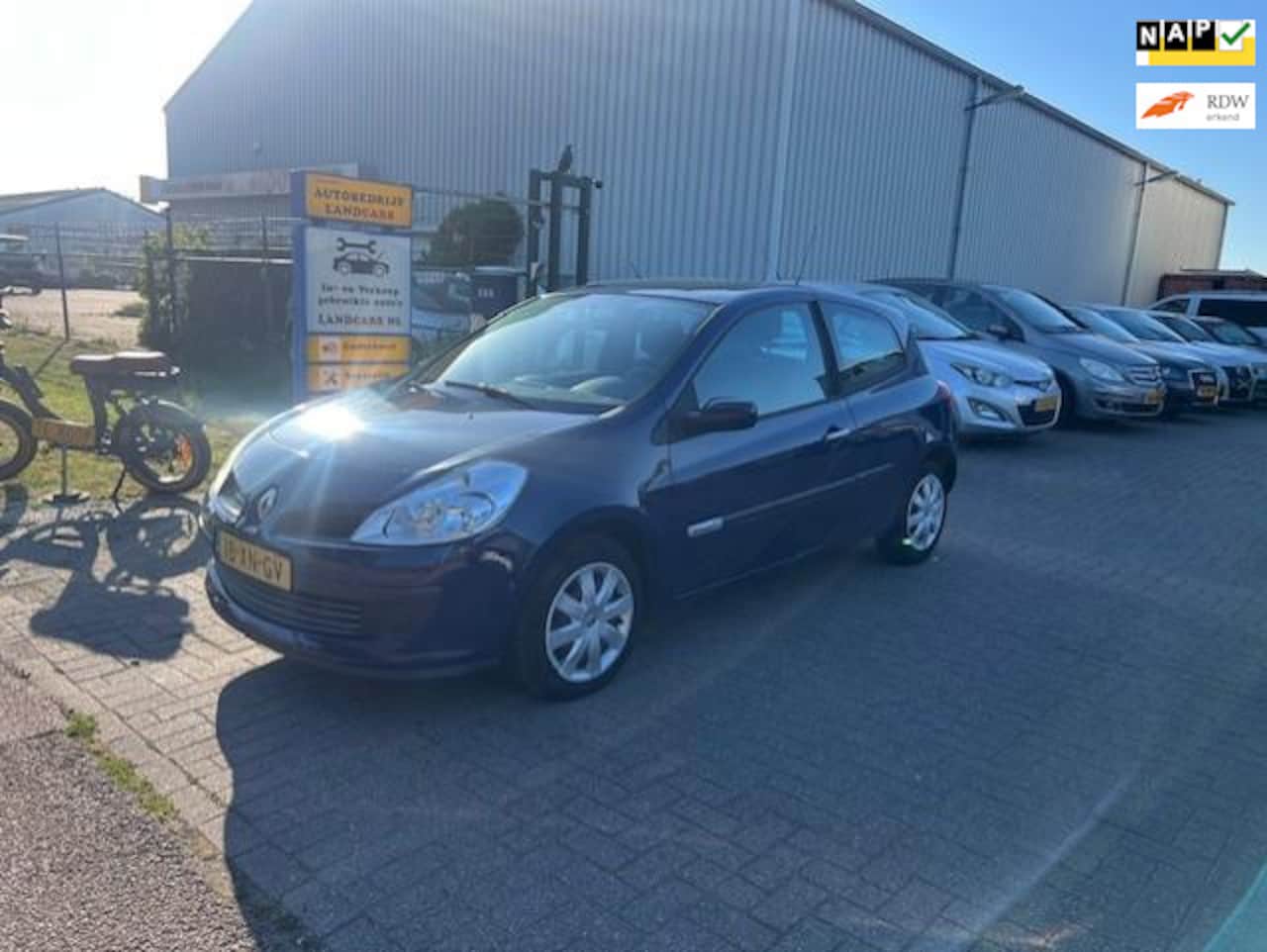 Renault Clio - 1.2-16V Rip Curl 1.2-16V Rip Curl - AutoWereld.nl
