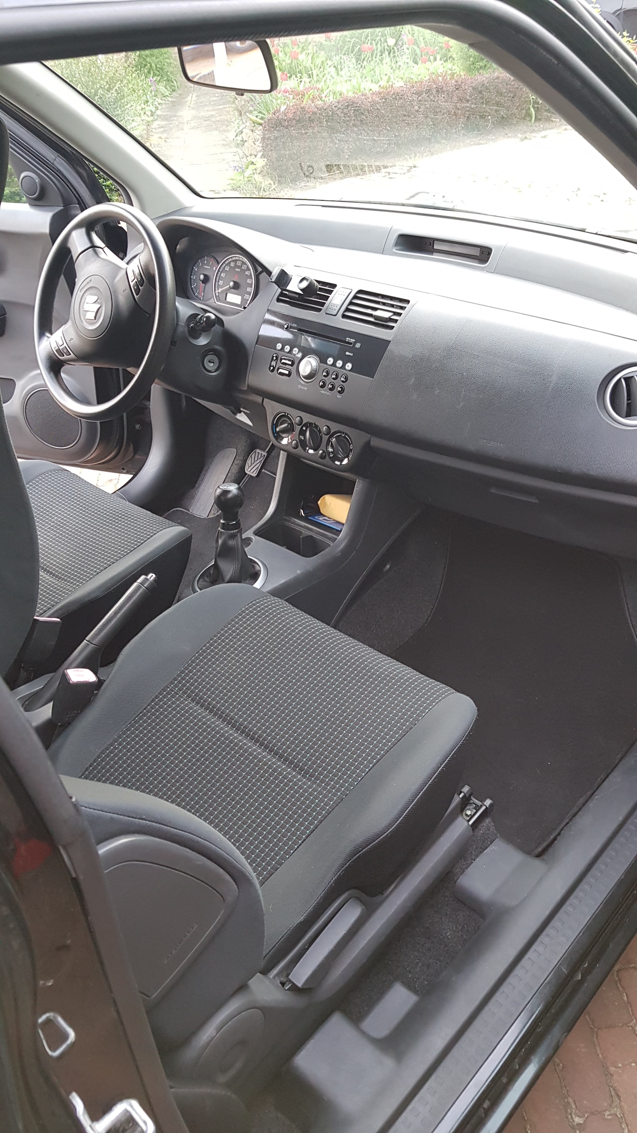 Suzuki Swift - 1.3 GLS - AutoWereld.nl