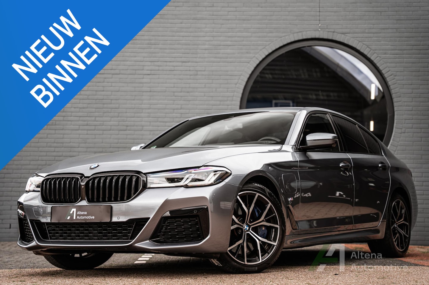 BMW 5-serie - 545e xDrive High Executive M-sport, 360 camera, comfortstoelen - AutoWereld.nl