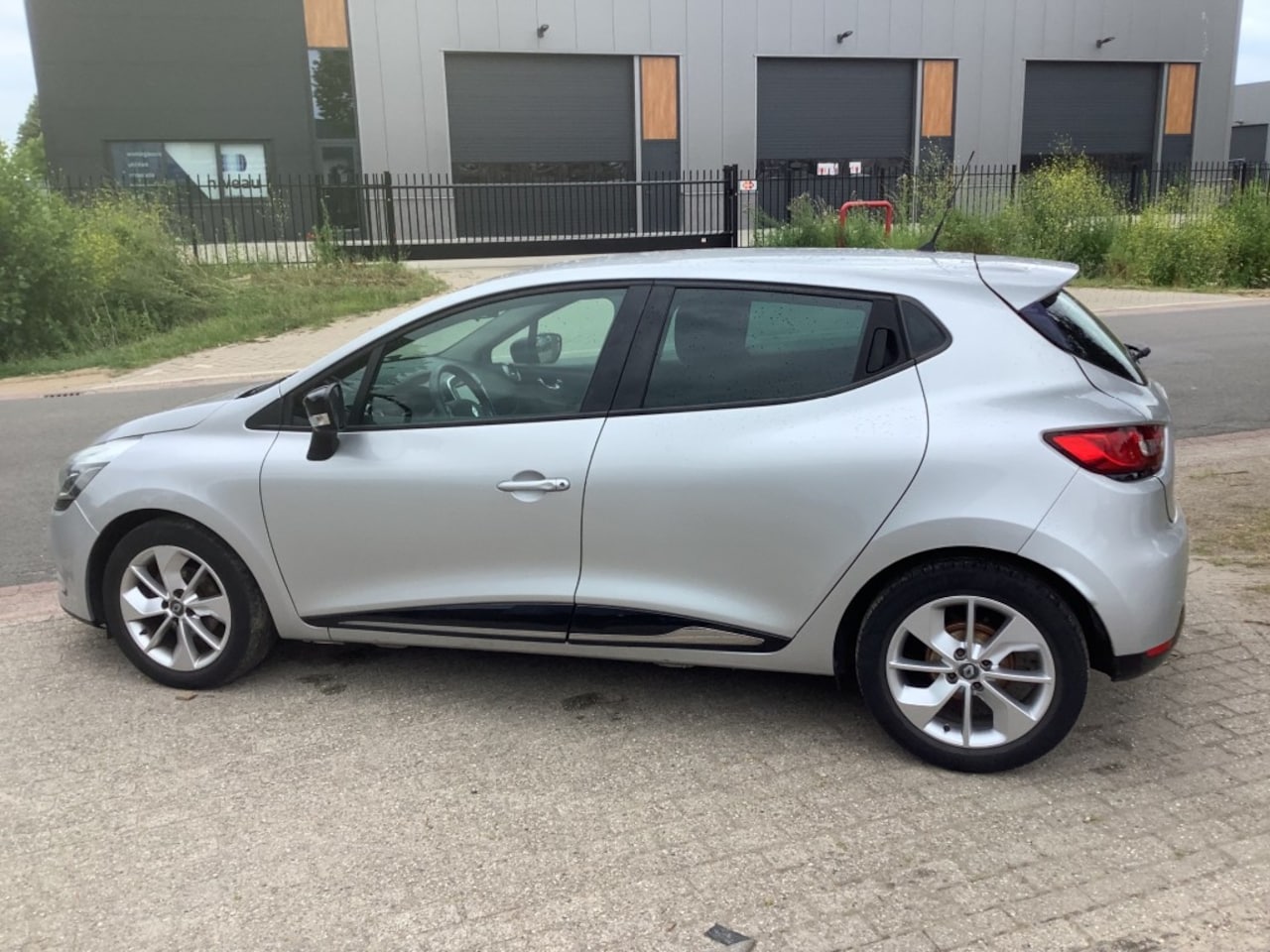 Renault Clio - 0.9 TCe Limited 0.9 TCE LIMITED - AutoWereld.nl