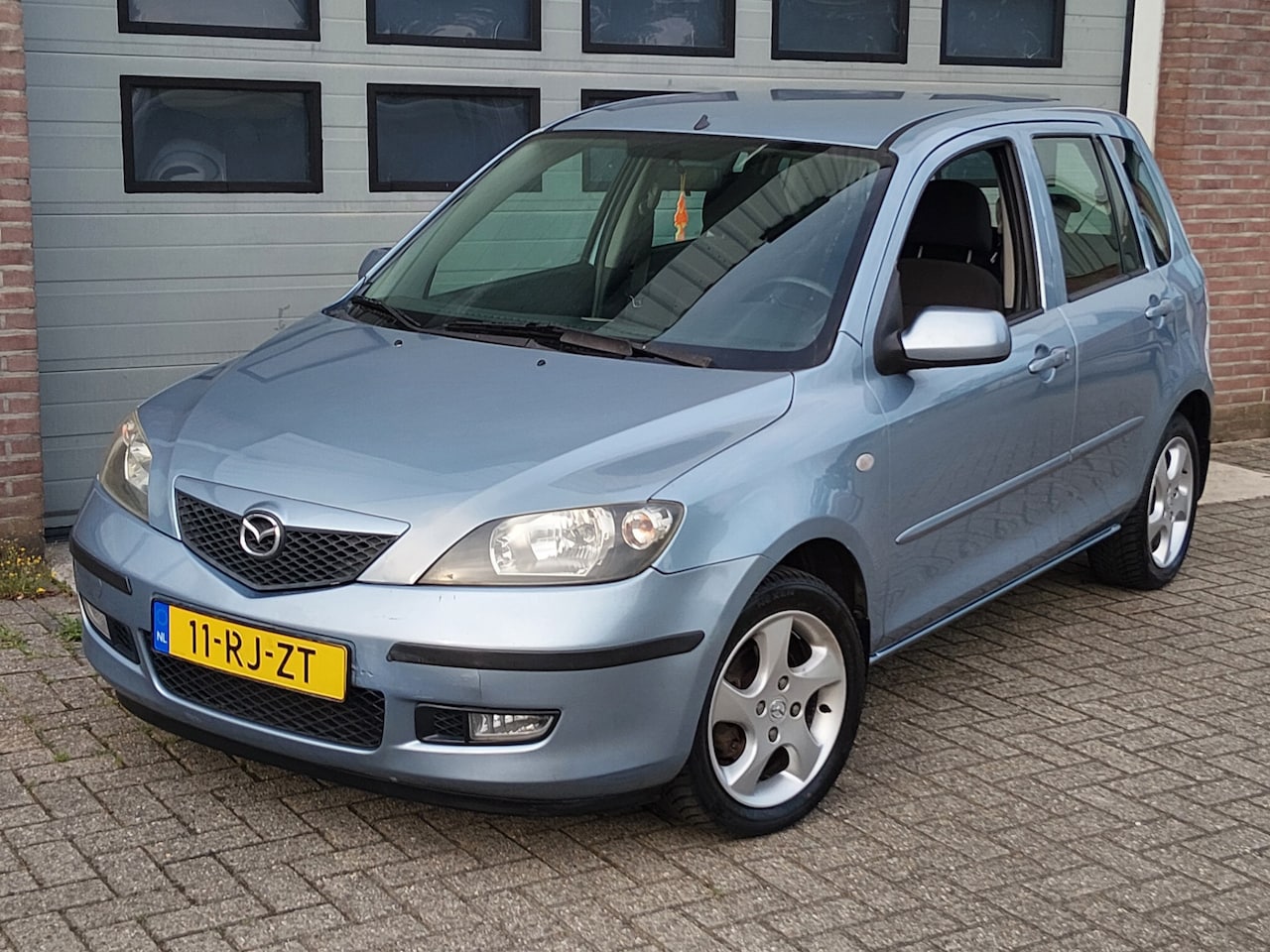 Mazda 2 - 1.6 Sportive 2005 Airco NW APK - AutoWereld.nl