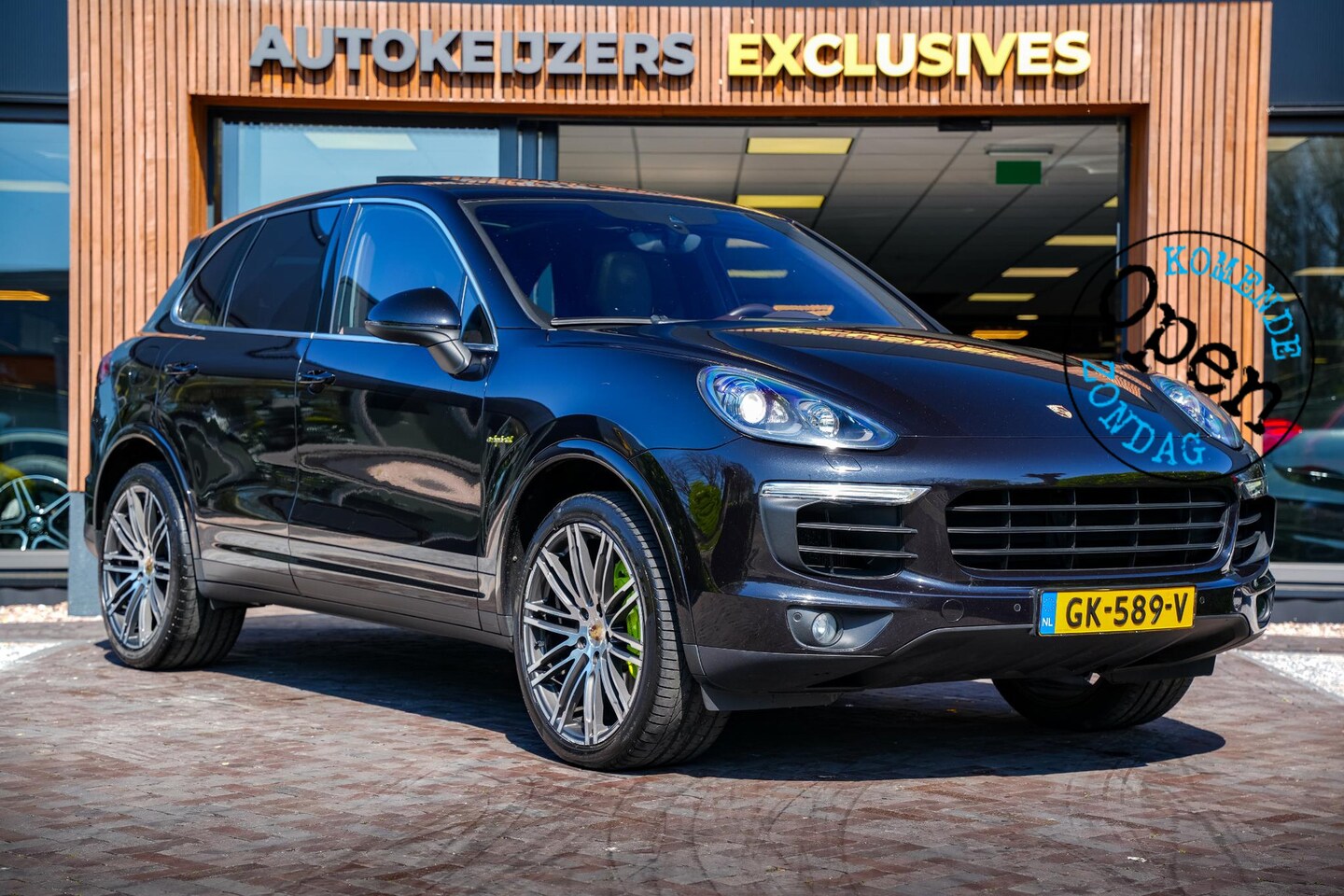 Porsche Cayenne - 3.0 S E-Hybrid Panoramadak Luchtvering Camera BOSE Keyless 21”LM - AutoWereld.nl