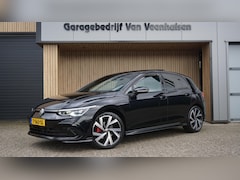 Volkswagen Golf - 1.5 eTSI 200pk DSG R-Line Golf 1.5 eTSI 150pk DSG R-Line Pano.dak Standkachel Head-up IQ-L
