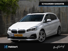 BMW 2-serie Active Tourer - High Executive 225xe iPerformance SCHUIF-DAK | LEDER | HARMAN/KARDON | HUD | 18''LM | ADAP
