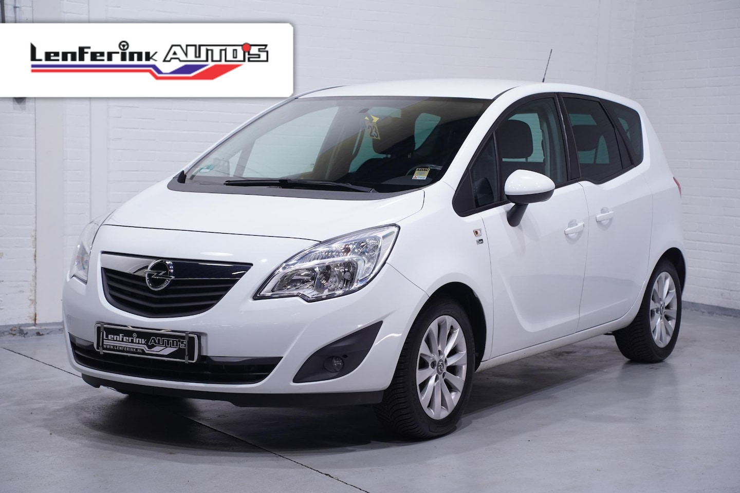 Opel Meriva - 1.4i 100 pk Edition Leder/stof Cruisecontol Fietsendrager - AutoWereld.nl