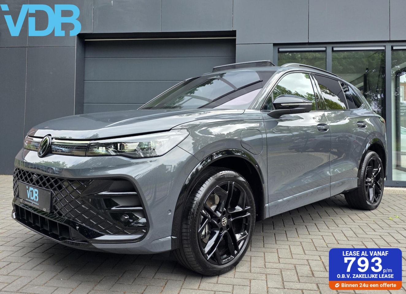 Volkswagen Tiguan - 1.5 eHybrid R-Line 272PK BLACK STYLE VOL!! - AutoWereld.nl