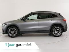 Mercedes-Benz GLA-Klasse - 250 e AMG Line | Night Edition | Trekhaak | HUD | Adaptive | Volleder |
