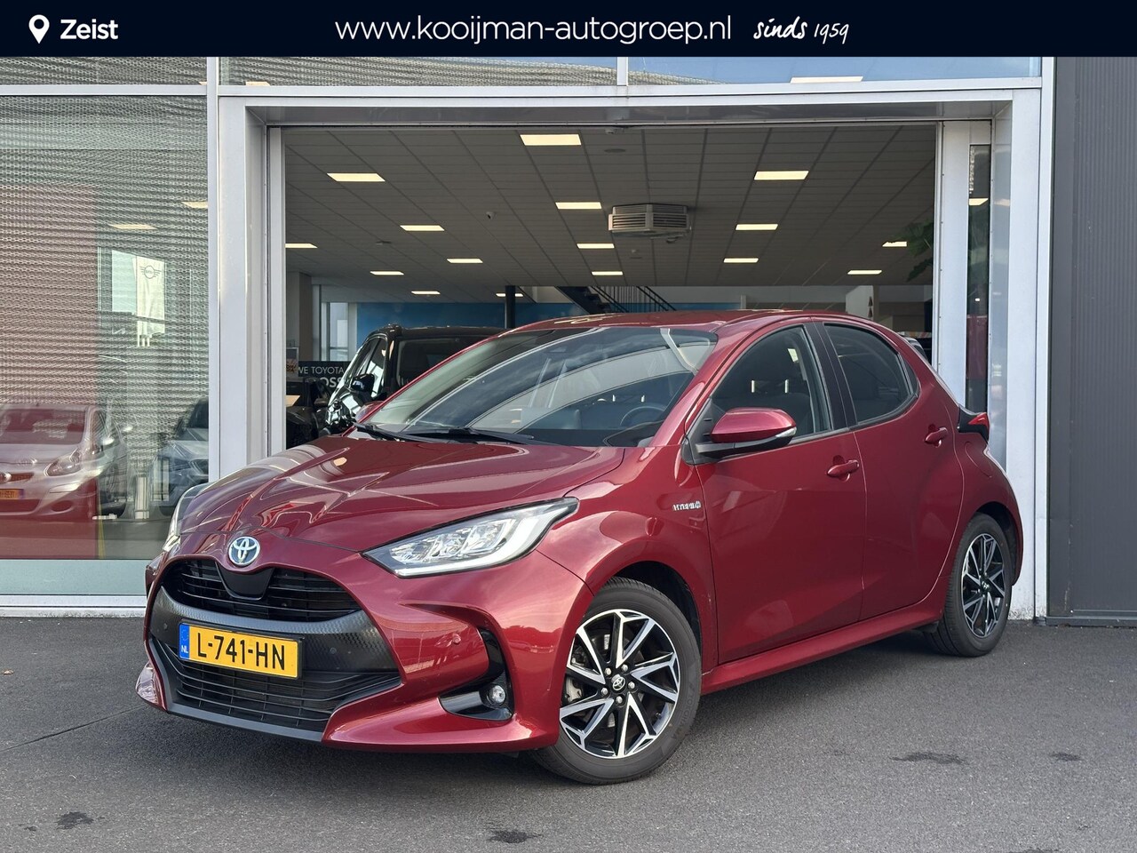 Toyota Yaris - 1.5 Hybrid Dynamic Trekhaak | Parkeersensoren V + A | LM Velgen | Climate control - AutoWereld.nl
