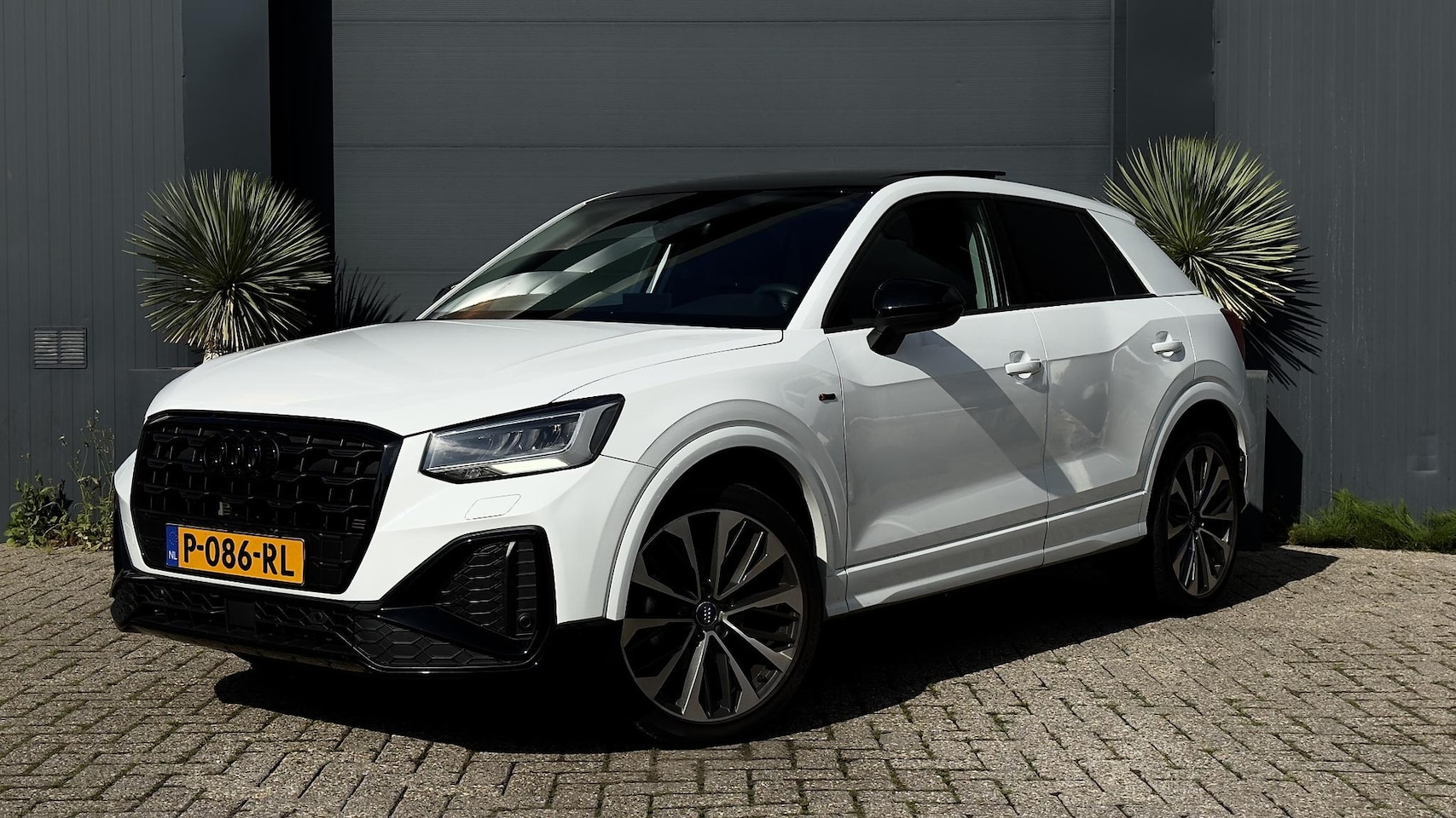 Audi Q2 - 35 TFSI Pano Automaat S-Line Led S-Line/Pano/NAP/Navi/Camera - AutoWereld.nl