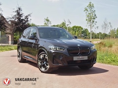 BMW iX3 - High Executive Edition 80 kWh M-Pakket | Panoramadak | Trekhaak | Camera | Cruise Control