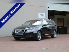 Volvo V70 - 3.0 T6 AWD Summum AUTOMAAT YOUNGTIMER incl. 21% BTW