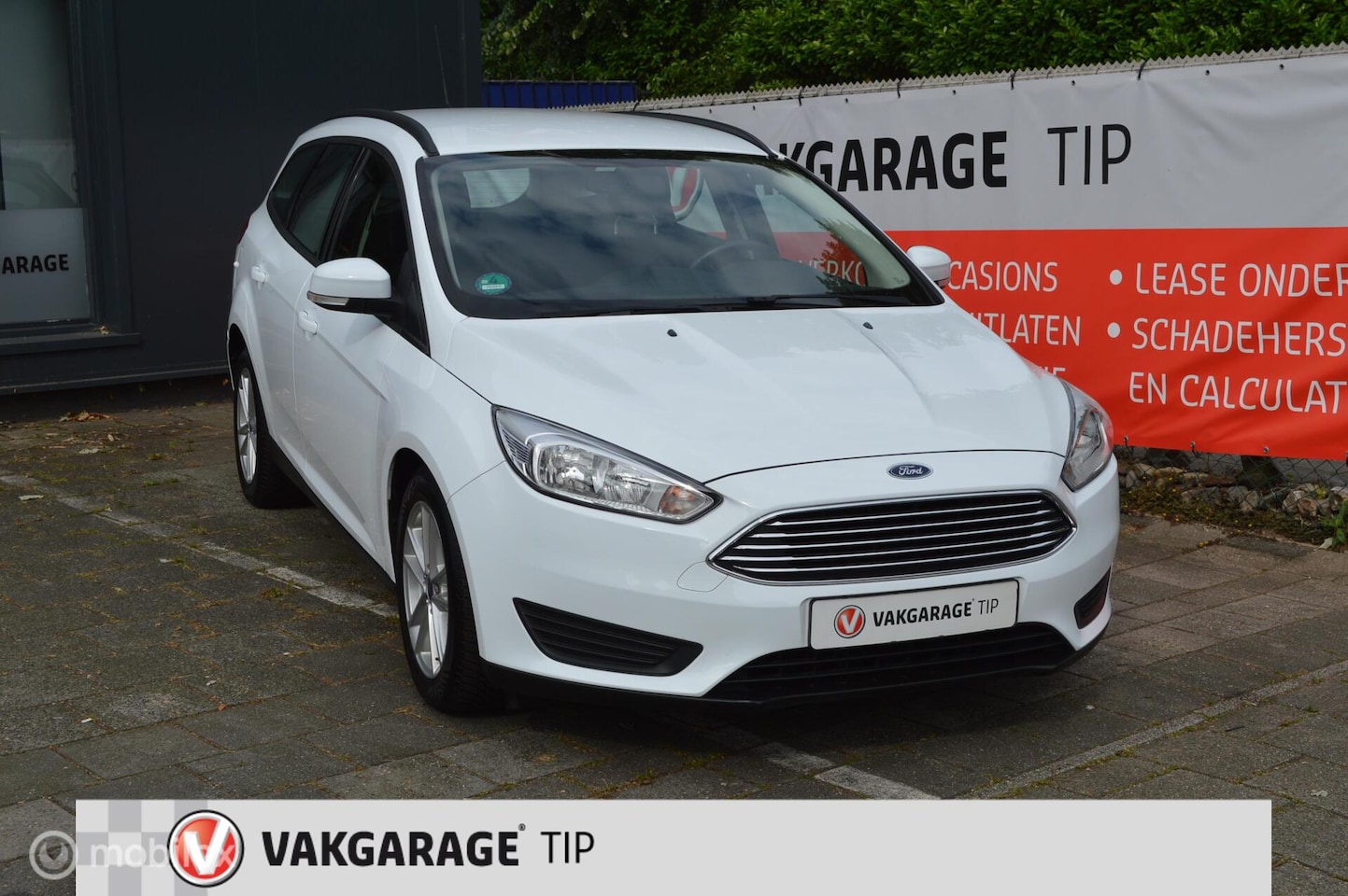 Ford Focus Wagon - 1.0 Trend NIEUWE DISTRIBUTIE - AutoWereld.nl