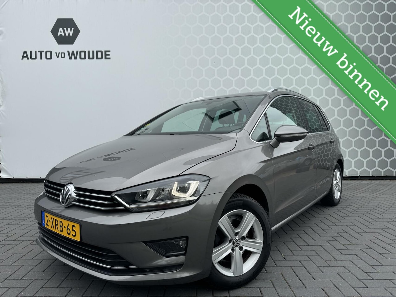 Volkswagen Golf Sportsvan - 1.6 TDI Highline NAP lage km - AutoWereld.nl