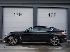 Porsche Panamera - 4.8 Turbo