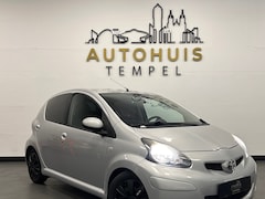 Toyota Aygo - 1.0-12V Comfort Airco Centrale Deurvergrendeling Isofix 5deurs Nieuw Apk