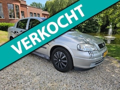 Opel Astra - 1.8-16V Club sedan *apk:03-2026