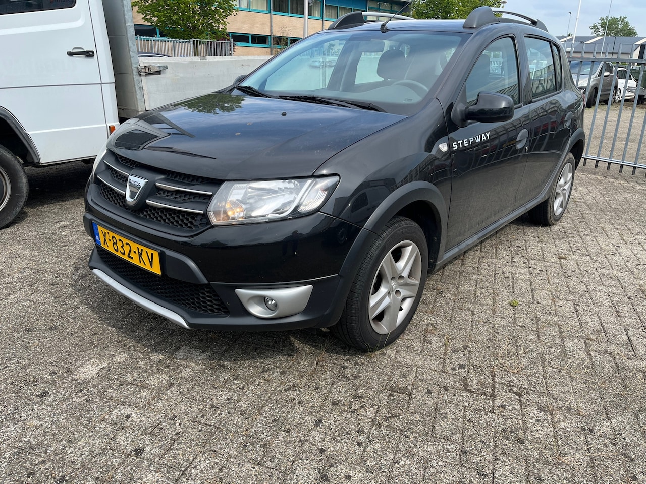 Dacia Sandero Stepway - 0.9 TCe Lauréate - AutoWereld.nl