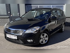 Kia Cee'd Sporty Wagon - 1.4 CVVT X-ecutive 110 PK
