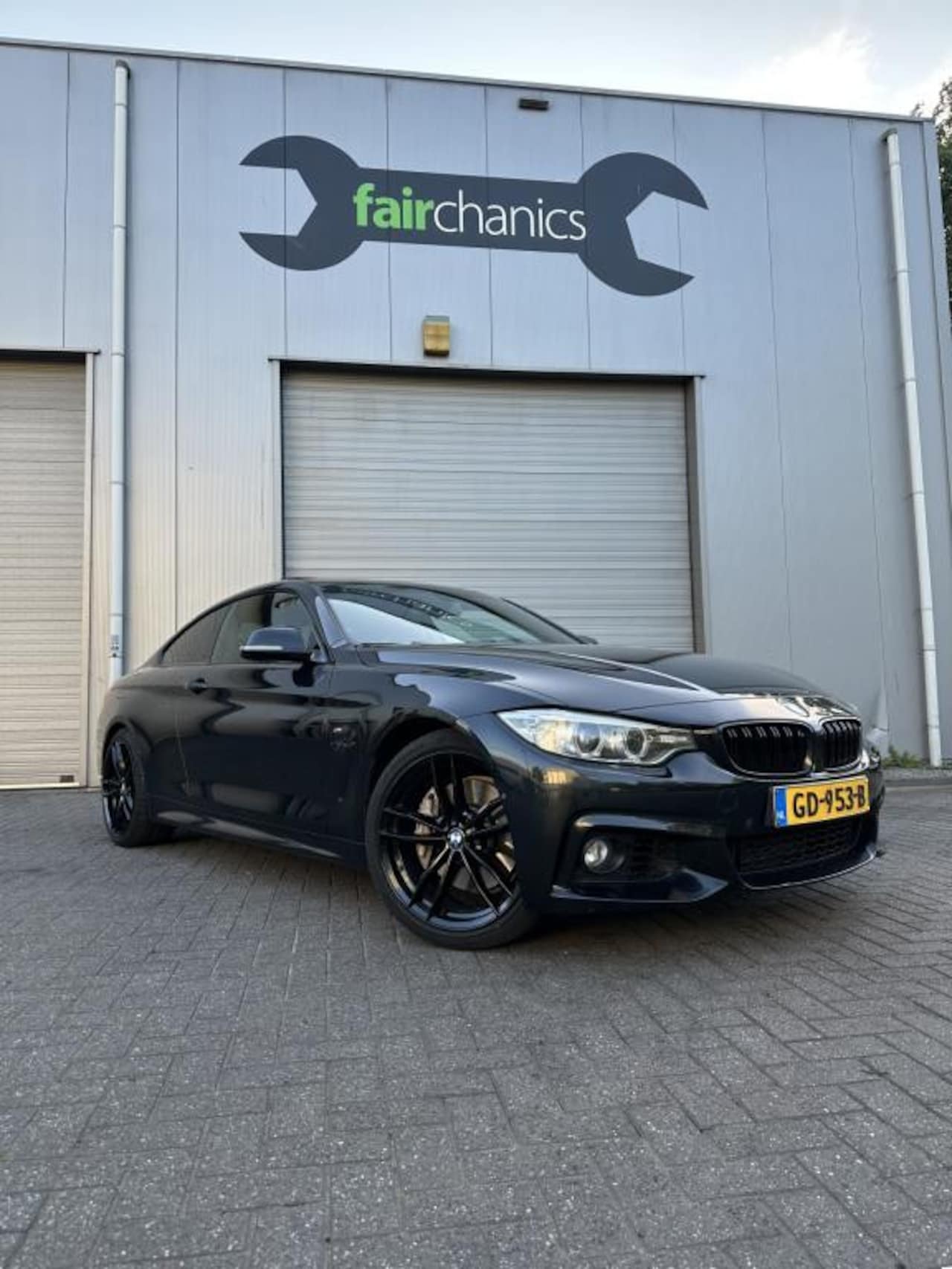BMW 4-serie Coupé - 435i High Executive | Pano | 360 Camera - AutoWereld.nl