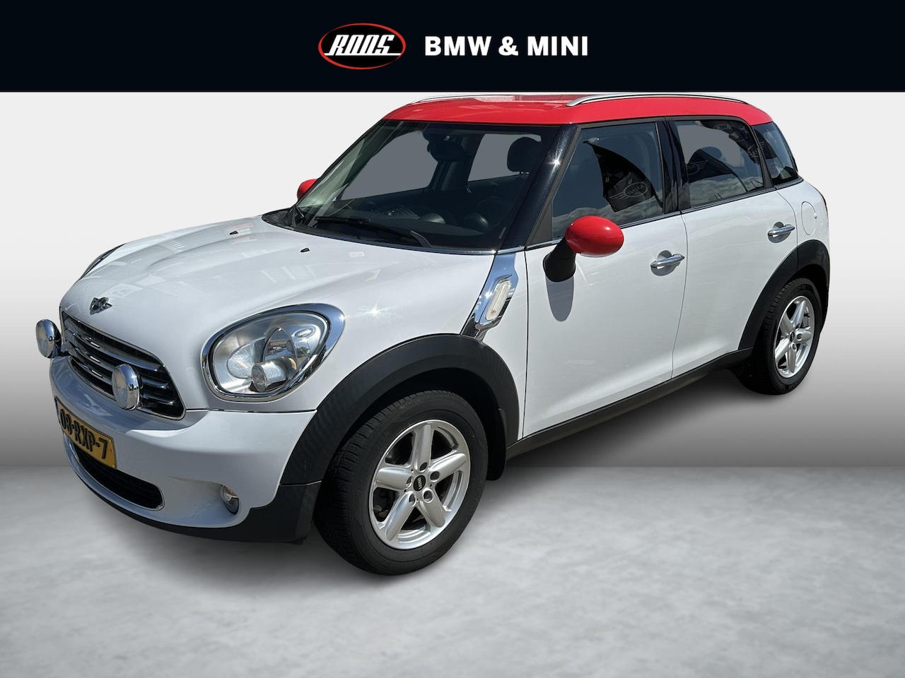MINI Countryman - 1.6 One Airco | Nieuwe APK | all season banden - AutoWereld.nl