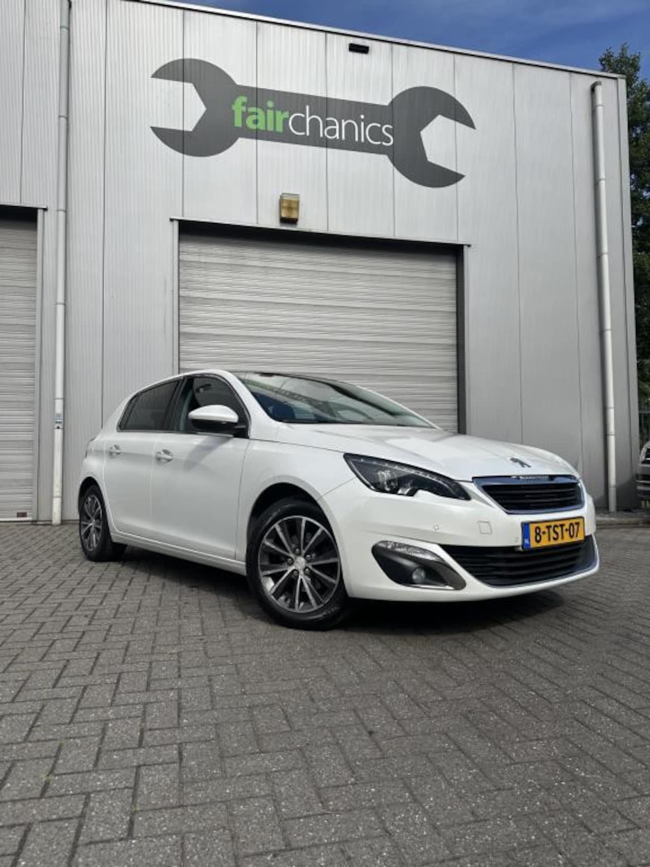 Peugeot 308 - 1.6 THP Première | Pano | Parkeersensoren - AutoWereld.nl