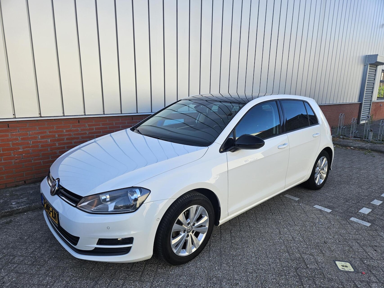 Volkswagen Golf - 1.4 TSI Highline/Pano/PDC/Cruise - AutoWereld.nl
