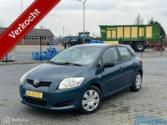 Toyota Auris - 1.4 D-4D Terra