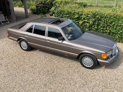 Mercedes-Benz S-klasse - 420 SEL Vanaf 2006 in bezit Liefhebbersauto Youngtimer