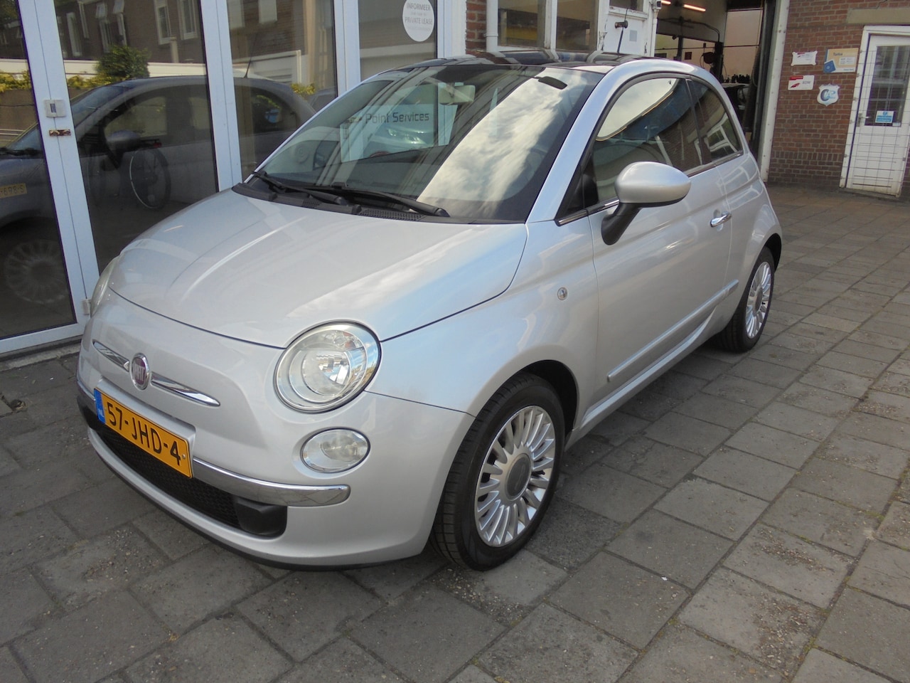 Fiat 500 - 1.2 Lounge Automaat, Panorama Dak, Airconditioning - AutoWereld.nl