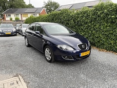 SEAT Leon - 1.6 Sportstyle | Airco | Cruise Control | LMV | Privacy Glass | Sportstoelen | Nieuwe APK