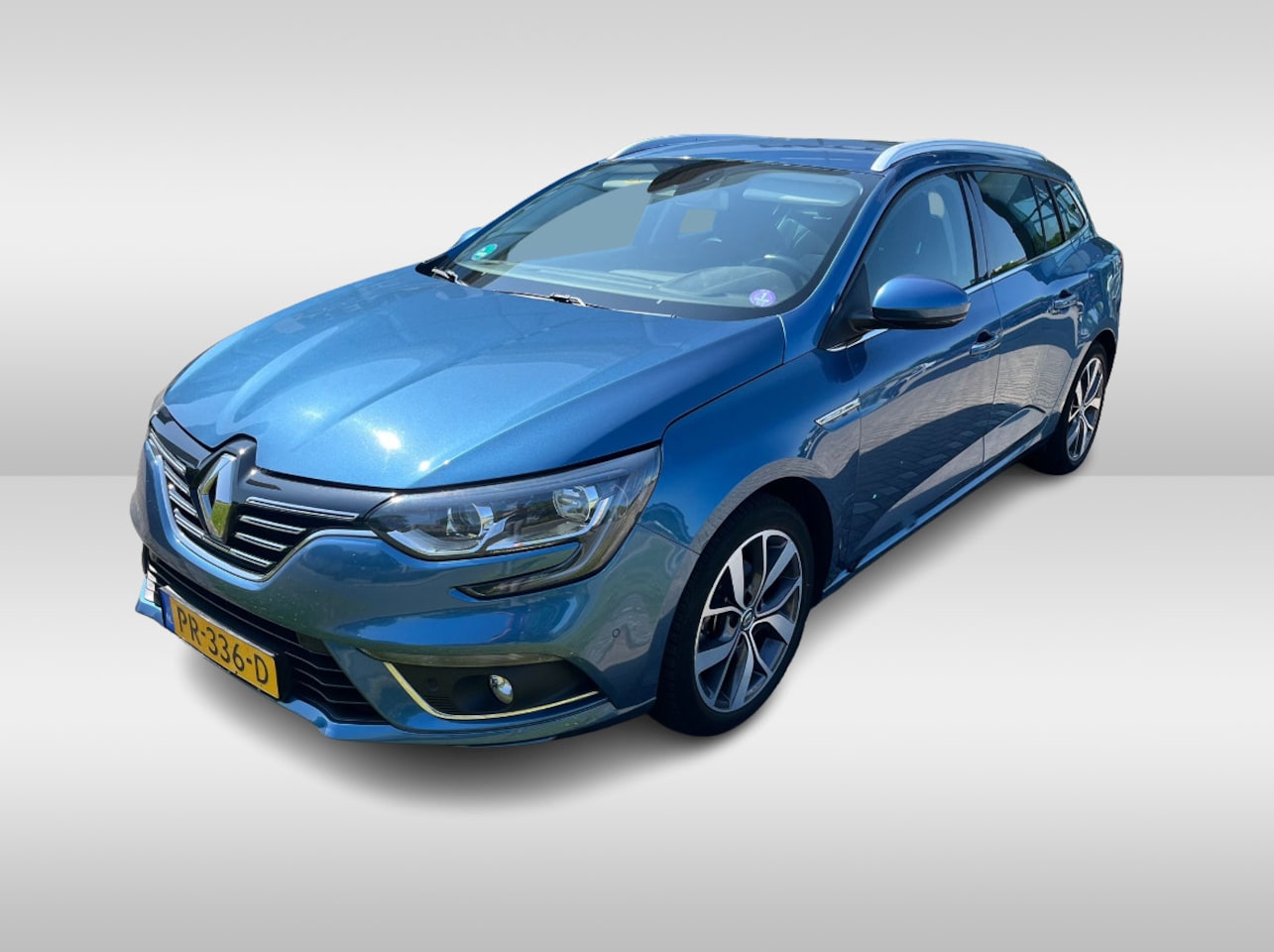 Renault Mégane Estate - 1.2 TCe Bose / Trekhaak / Camera / Navigatie / Bose / 17'' / Half leder / Keyless / Dodeho - AutoWereld.nl