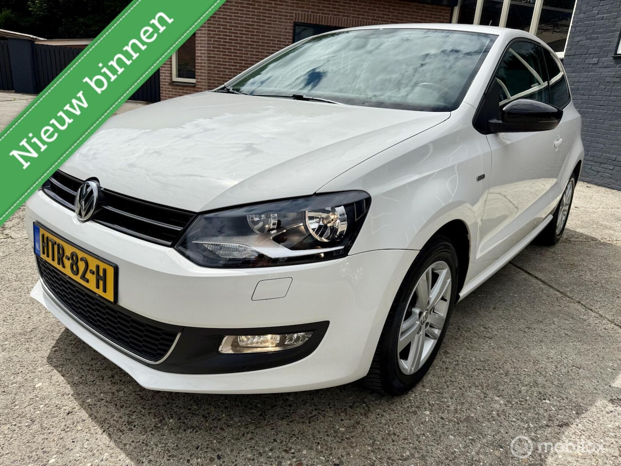 Volkswagen Polo - 1.2 TSI MATCH BJ 2012 - APLLE CARPLAY - STUURBEDIENING - CRUISE CONTROL - CLIMATE CONTROL - AutoWereld.nl