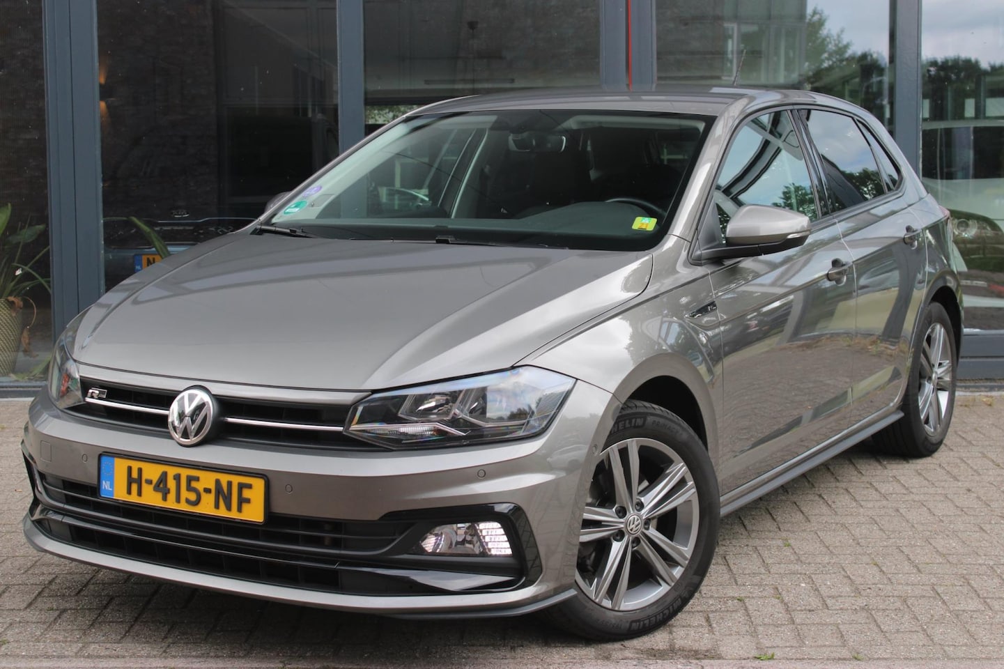 Volkswagen Polo - 1.5 TSI Highline Business R | Automaat | Adaptive-Cruise | Carplay | Rondom Parkeersensore - AutoWereld.nl