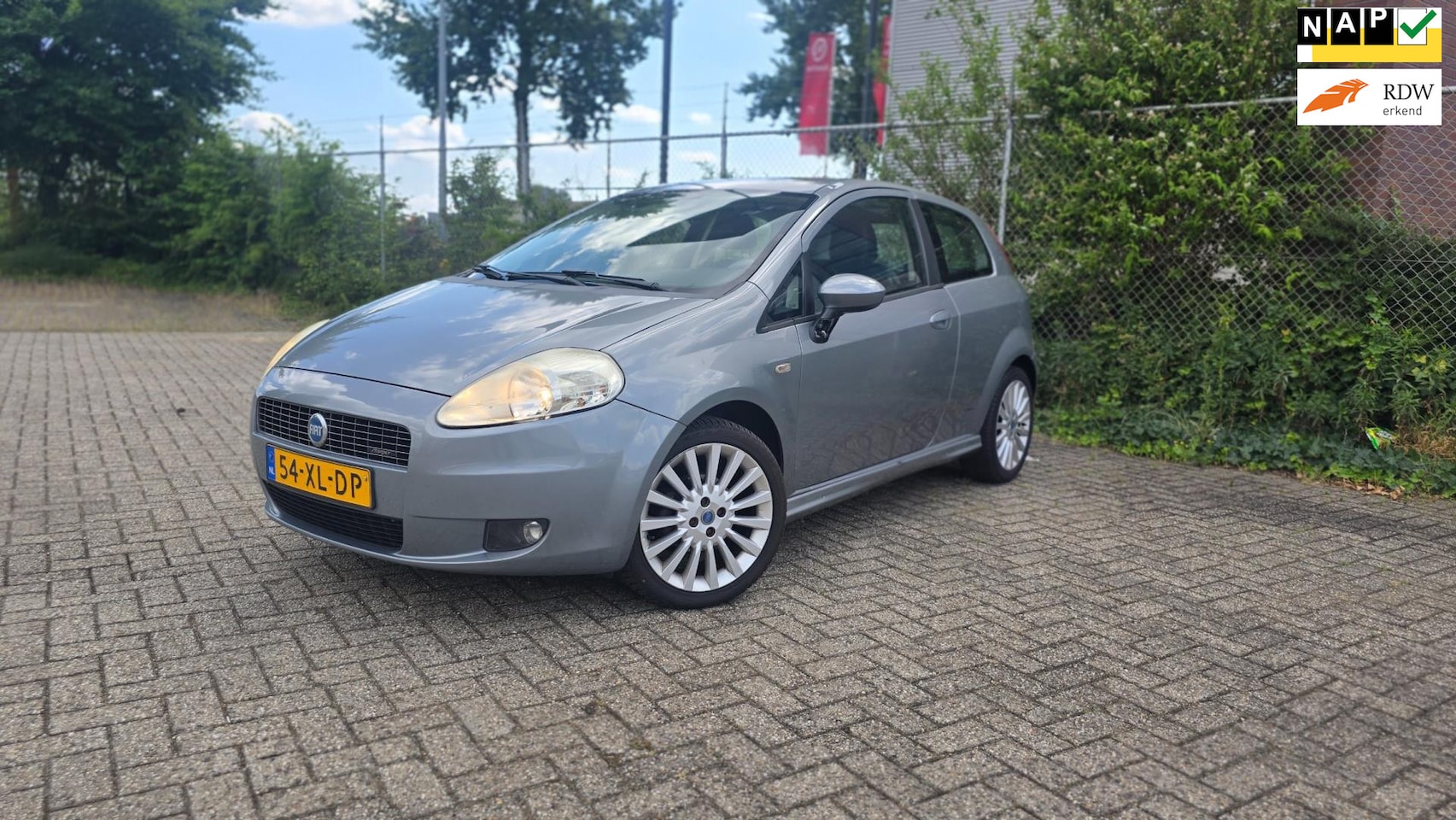 Fiat Grande Punto - 1.4-16V Sport 1.4-16V Sport - AutoWereld.nl
