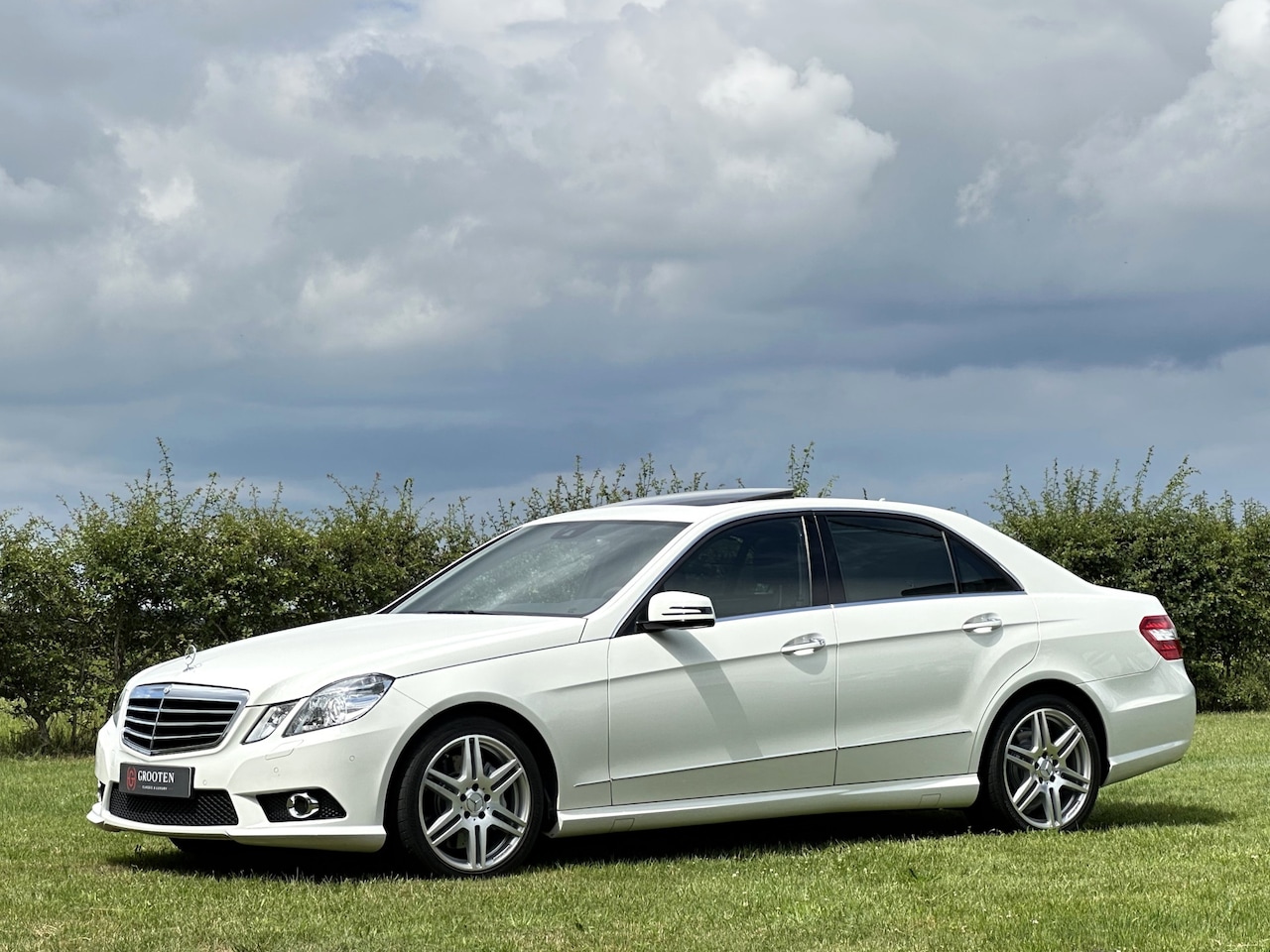 Mercedes-Benz E-klasse - E 500 AMG - Youngtimer - W212 - 54.000 km ! - AutoWereld.nl