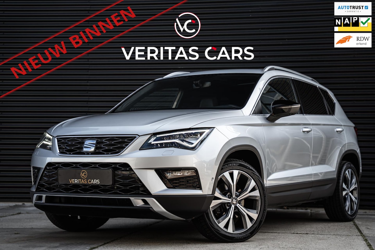 Seat Ateca - 1.4 EcoTSI FR Xcellence 150 PK |Pano|Navi|Full Led|Carplay|Trekhaak e.o. - AutoWereld.nl