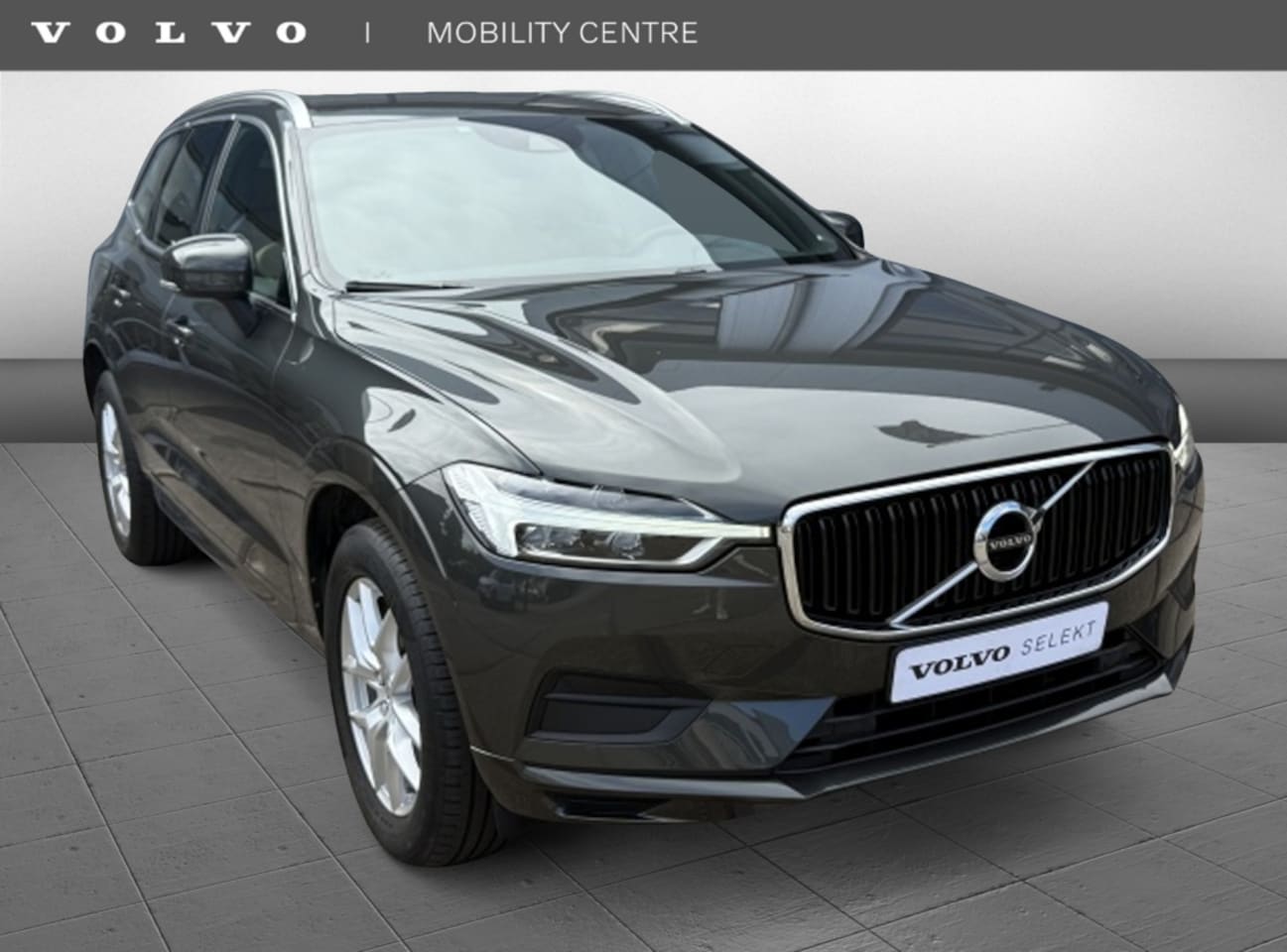 Volvo XC60 - B5 AWD Mom. Pro | Lederen bekleding | Stoelverwarming - AutoWereld.nl