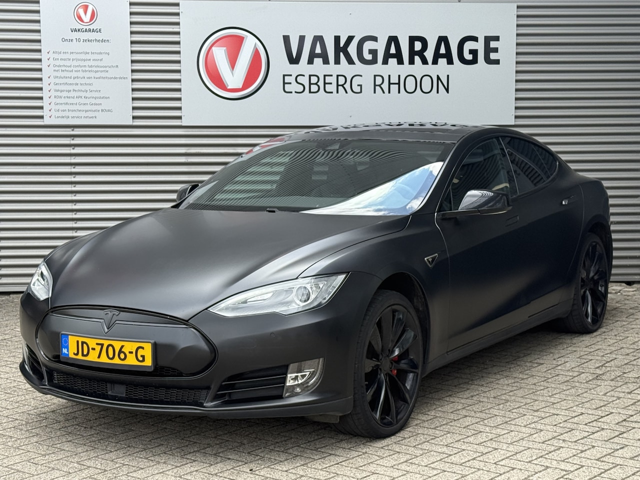 Tesla Model S - 70D Base SCHUIFDAK,AUTOPILOT,LUCHTVERING - AutoWereld.nl