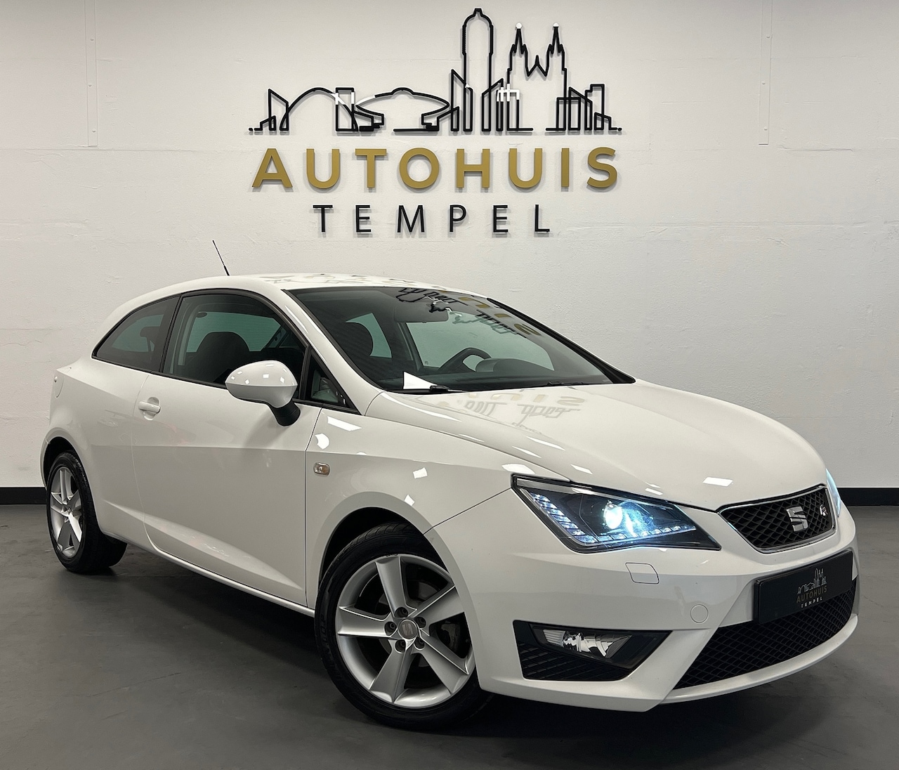 Seat Ibiza - 1.2 TSI Style FR Airco Led 105 Pk Cruise Pdc Isofix 16 Inch Centraledeur - AutoWereld.nl