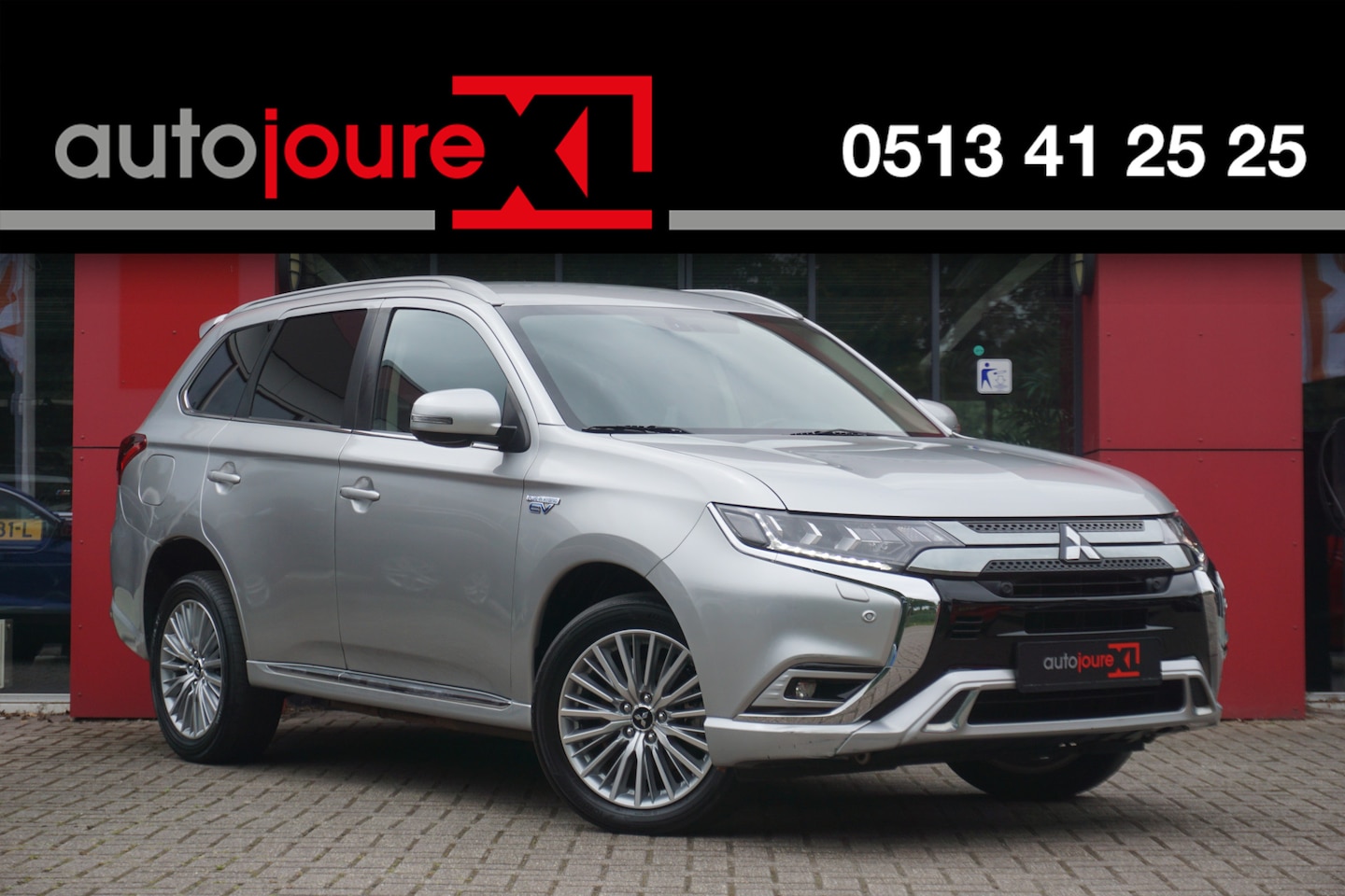Mitsubishi Outlander - 2.4 PHEV Intense | Origineel NL | Incl. BTW | Dealeronderhouden |Trekhaak | Airco | Cruise - AutoWereld.nl