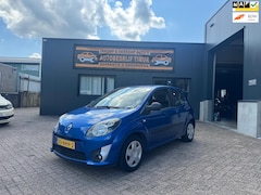 Renault Twingo - 1.2-16V Dynamique