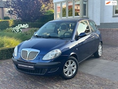 Lancia Y(psilon) - Ypsilon 1.4-16V Argento
