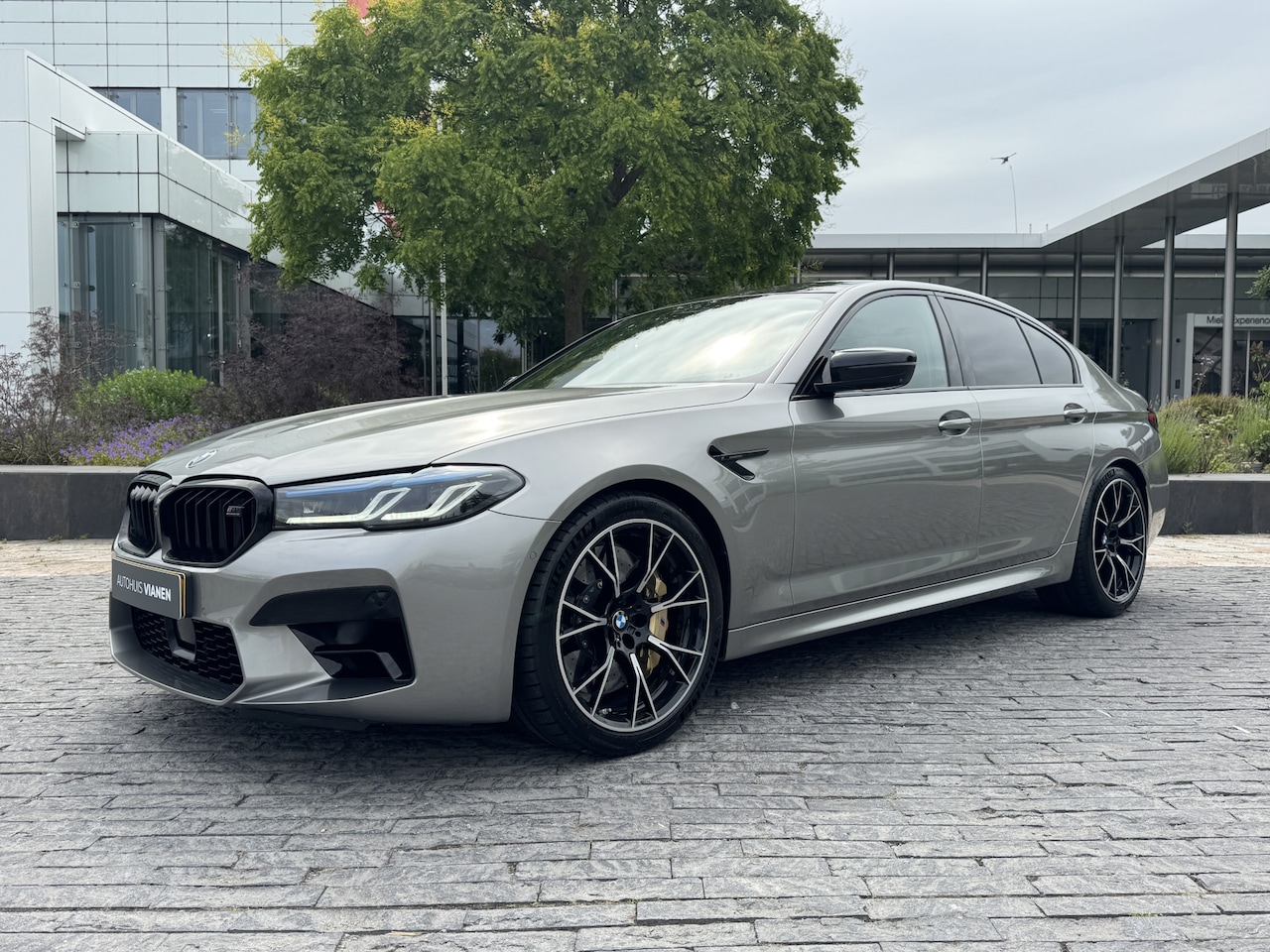 BMW M5 - 5-serie Competition / Carbon - Keramisch - Soft close - Bmw Laserlights - Dealer onderhoud - AutoWereld.nl
