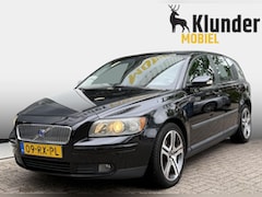 Volvo V50 - 2.4 Momentum Aut. |Airco|Lees Tekst|
